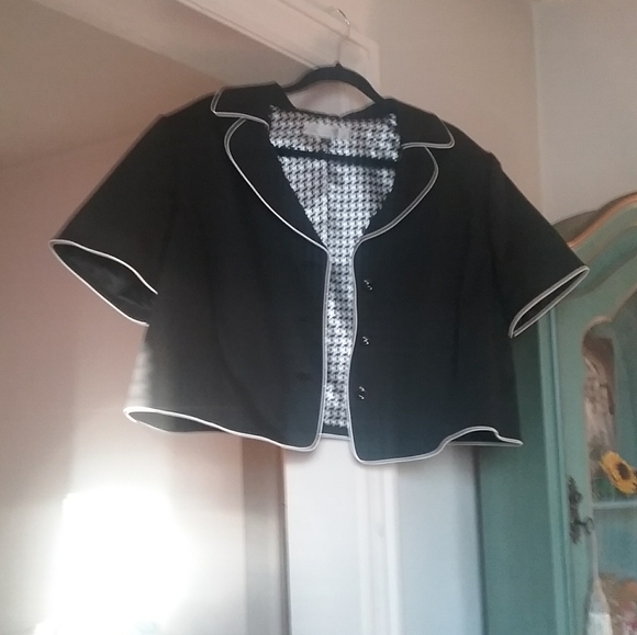 Tahari Dress with Jacket Size 22- Lined in Black and White Houndstooth - NWT - Picture 6 of 9